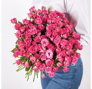 Букет кустовых роз "Бомбастик" код товара 2378