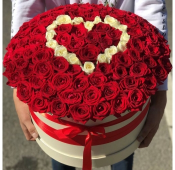 101 красная роза "LOVE" в коробке #2501